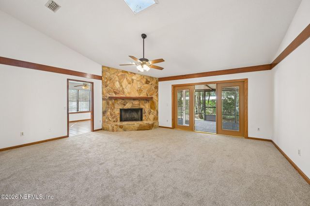 786 SWISS OAKS Court, St. Johns, FL 32259
