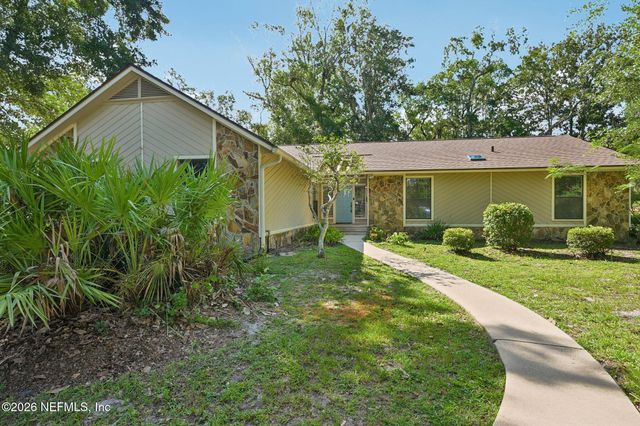 786 SWISS OAKS Court, St. Johns, FL 32259
