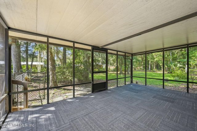 786 SWISS OAKS Court, St. Johns, FL 32259