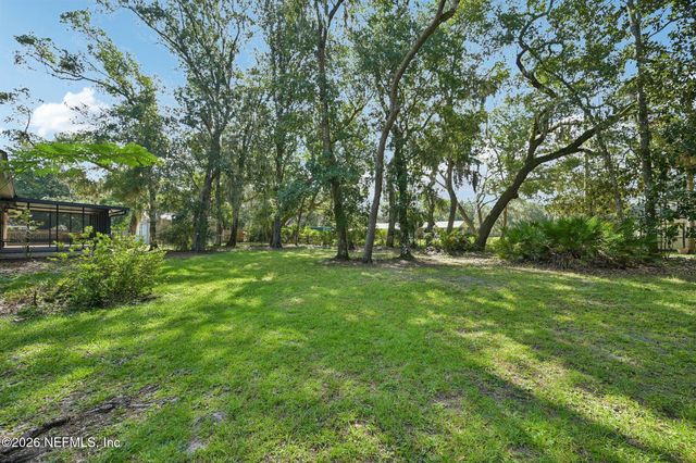 786 SWISS OAKS Court, St. Johns, FL 32259