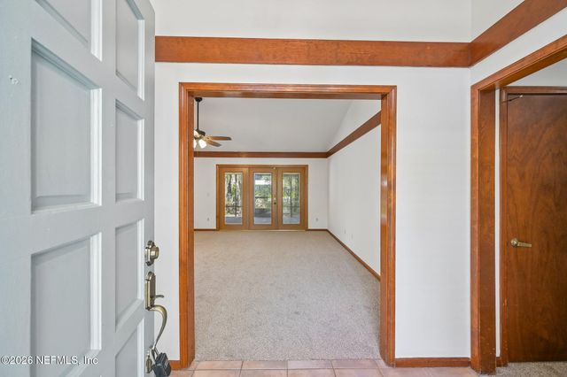 786 SWISS OAKS Court, St. Johns, FL 32259