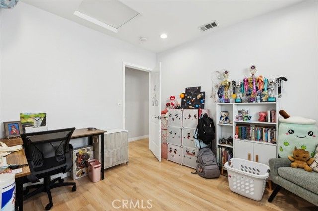 2806 Cudahy Street, Huntington Park, CA 90255