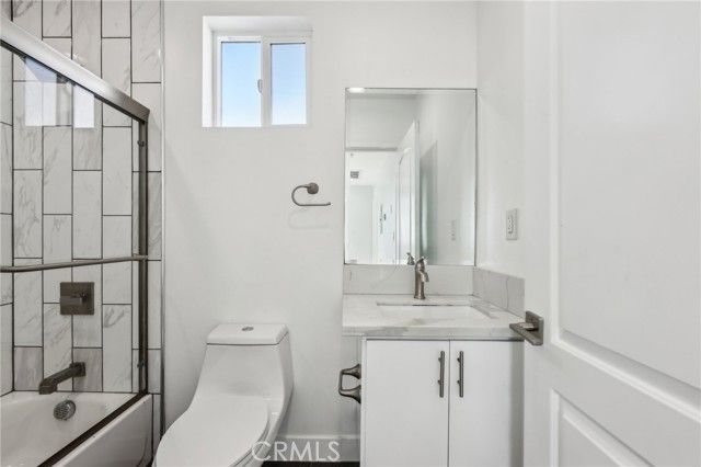 2806 Cudahy Street, Huntington Park, CA 90255