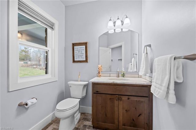 7351 Hidden View Drive, Oak Ridge, NC 27310