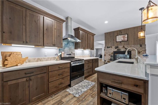 7351 Hidden View Drive, Oak Ridge, NC 27310