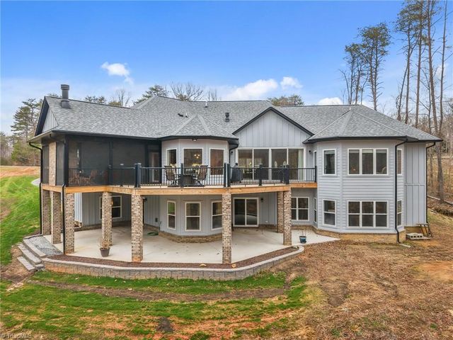 7351 Hidden View Drive, Oak Ridge, NC 27310