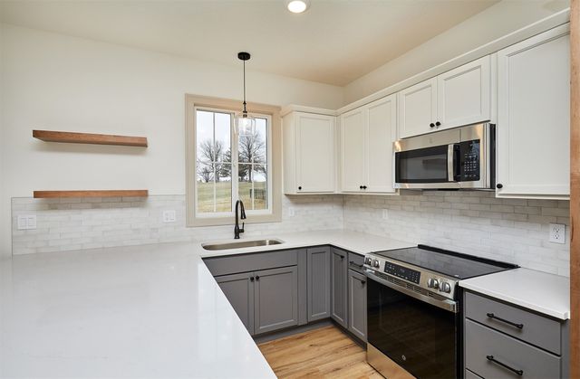 107 Golf View Drive, Osceola, IA 50213