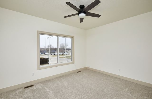 107 Golf View Drive, Osceola, IA 50213