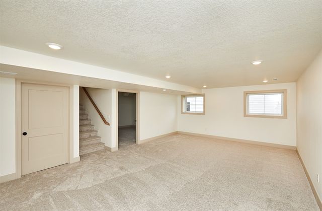 107 Golf View Drive, Osceola, IA 50213