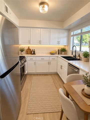 9385 Mesa Verde E, Montclair, CA 91763