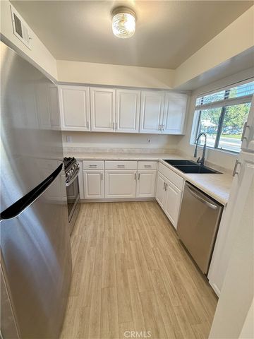 9385 Mesa Verde E, Montclair, CA 91763