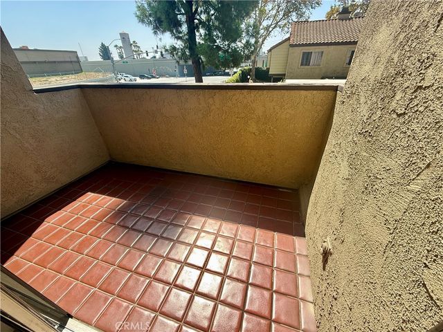 9385 Mesa Verde E, Montclair, CA 91763