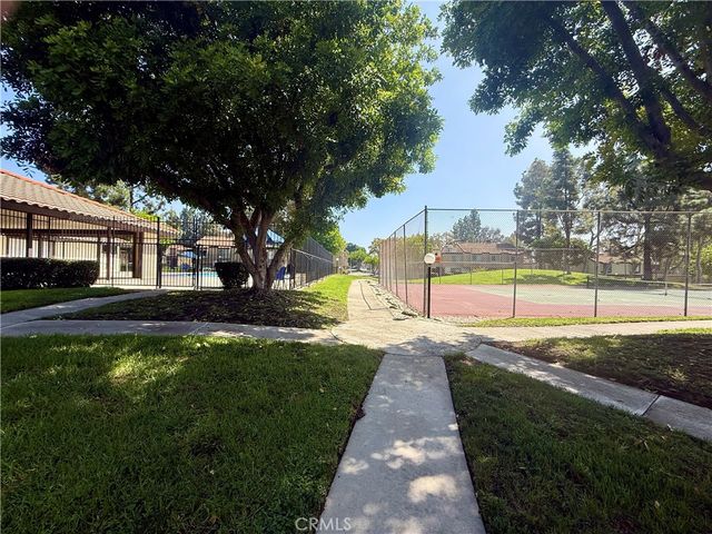 9385 Mesa Verde E, Montclair, CA 91763