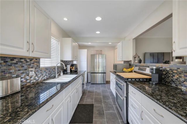 1142 W Ash, Fullerton, CA 92833