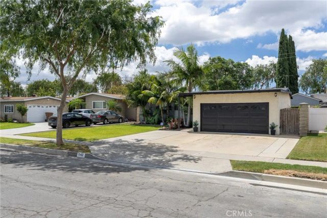 1142 W Ash, Fullerton, CA 92833