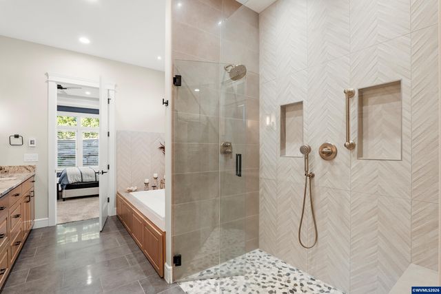 337 Kurth Meadow SE Av, Salem, OR 97306