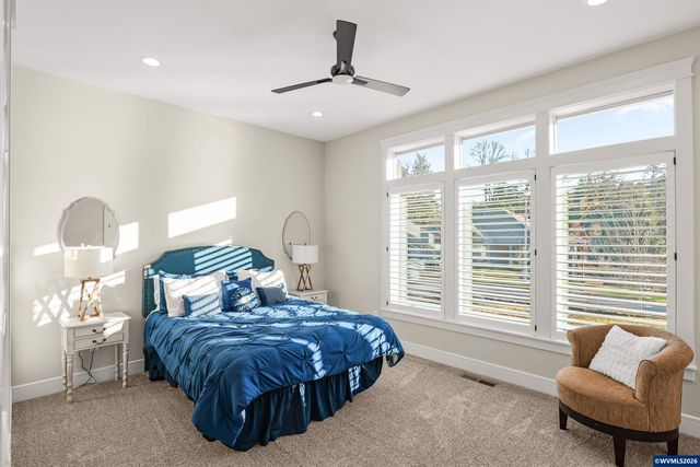 337 Kurth Meadow SE Av, Salem, OR 97306