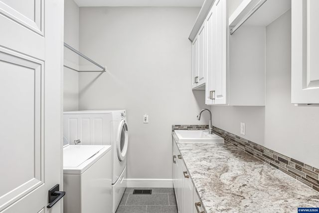 337 Kurth Meadow SE Av, Salem, OR 97306