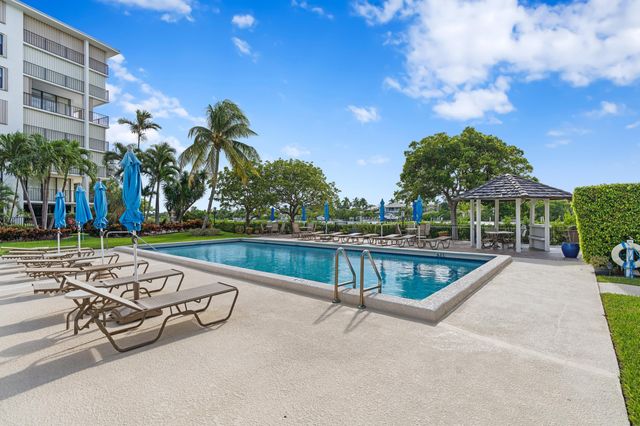 3545 S Ocean Boulevard 405, South Palm Beach, FL 33480