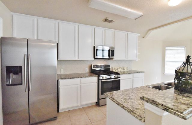 1210 Ivory Meadow Lane, Sugar Land, TX 77479