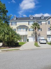 4527 Great Oak Drive, North Charleston, SC 29418