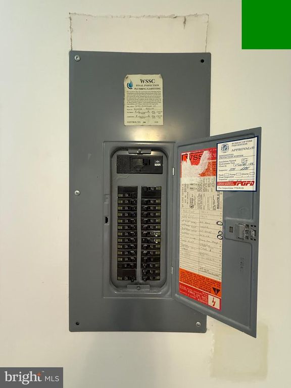 Image 57 of property listing at 16101 ALLENGLEN CT, Bowie, MD 20716