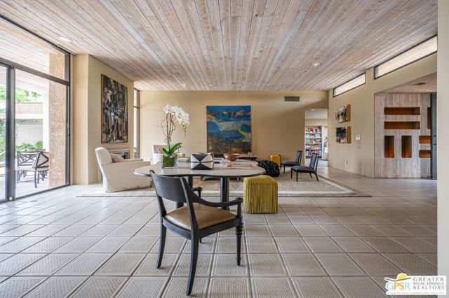 601 W Stevens Road, Palm Springs, CA 92262