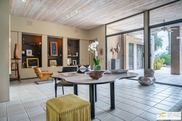 601 W Stevens Road, Palm Springs, CA 92262