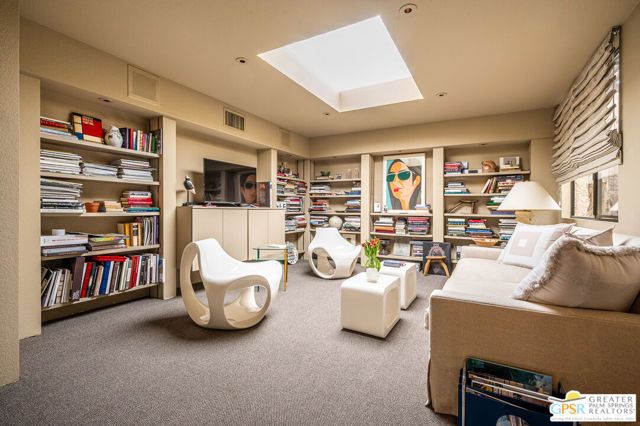 601 W Stevens Road, Palm Springs, CA 92262