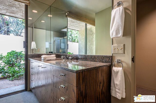 601 W Stevens Road, Palm Springs, CA 92262
