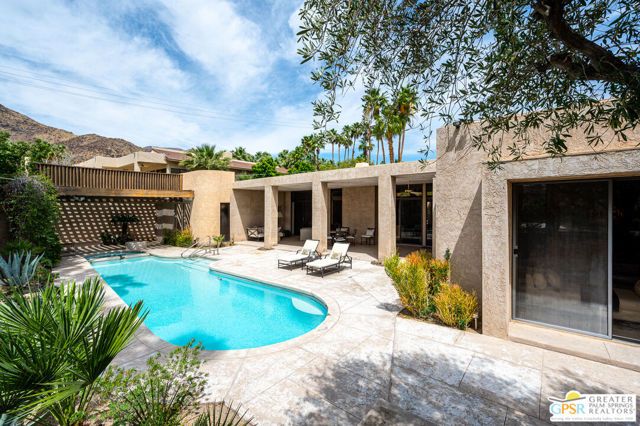 601 W Stevens Road, Palm Springs, CA 92262
