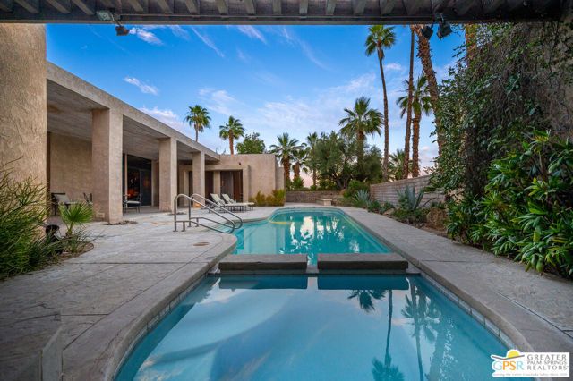 601 W Stevens Road, Palm Springs, CA 92262