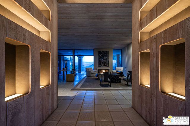601 W Stevens Road, Palm Springs, CA 92262