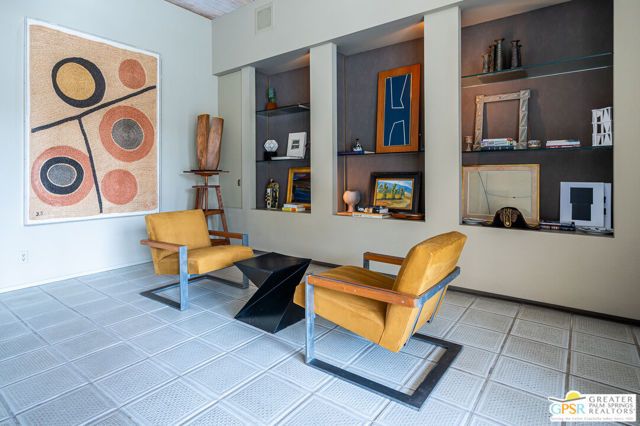 601 W Stevens Road, Palm Springs, CA 92262