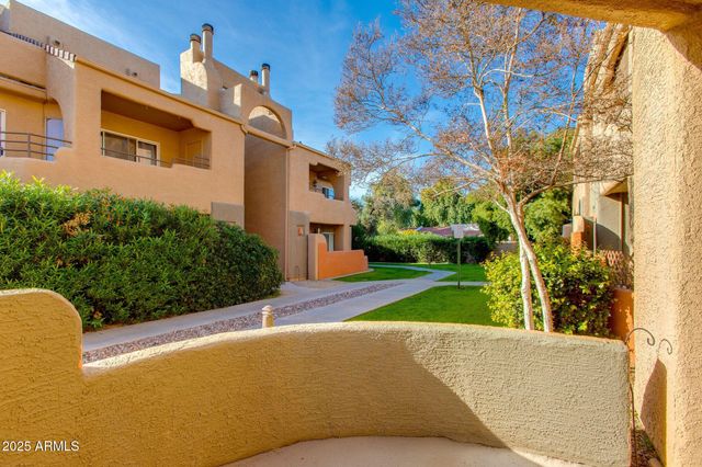 3845 E GREENWAY Road 107, Phoenix, AZ 85032