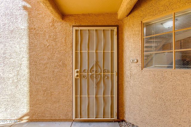3845 E GREENWAY Road 107, Phoenix, AZ 85032