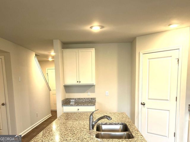 704 Chickadee Street, Bloomingdale, GA 31302