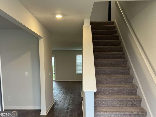 704 Chickadee Street, Bloomingdale, GA 31302