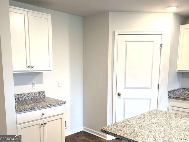 704 Chickadee Street, Bloomingdale, GA 31302
