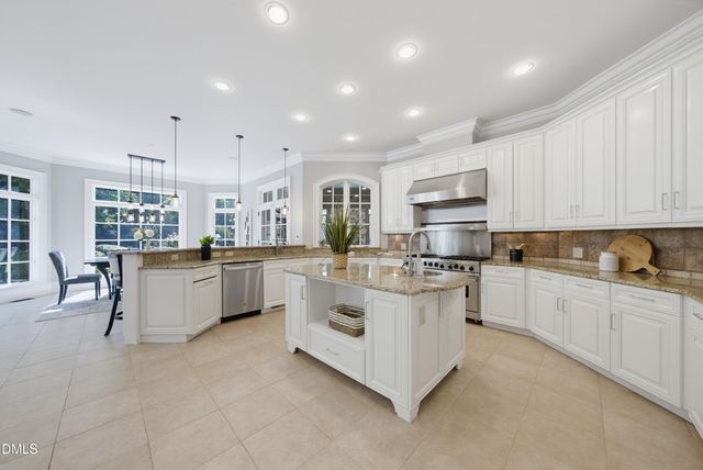 6592 Wakefalls Drive, Wake Forest, NC 27587