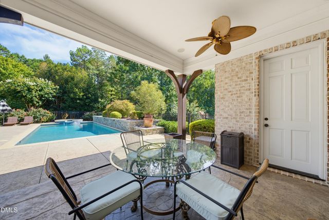 6592 Wakefalls Drive, Wake Forest, NC 27587