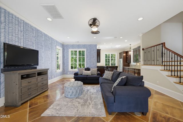 6592 Wakefalls Drive, Wake Forest, NC 27587