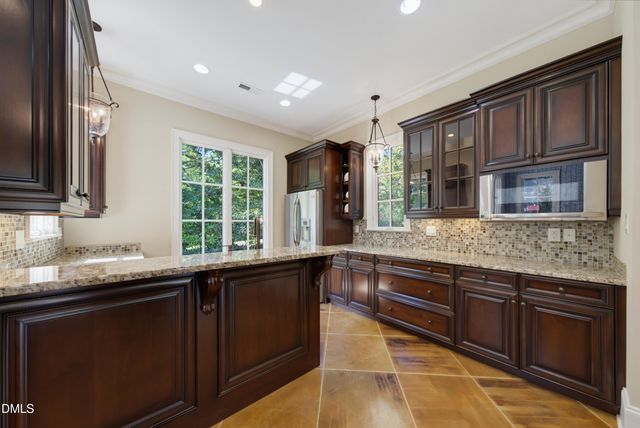 6592 Wakefalls Drive, Wake Forest, NC 27587