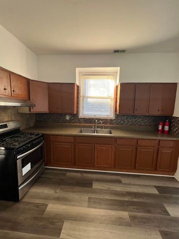 4533 S Richmond Street 2, Chicago, IL 60632