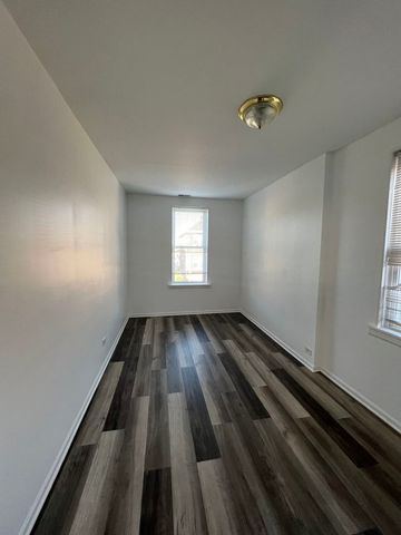 4533 S Richmond Street 2, Chicago, IL 60632