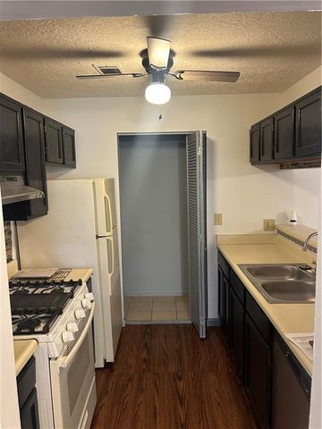 526 Windchase Lane, Stone Mountain, GA 30083