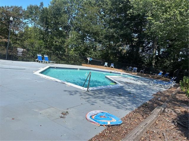 526 Windchase Lane, Stone Mountain, GA 30083