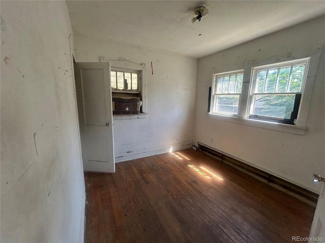 162 Hazel Ct, Denver, CO 80219