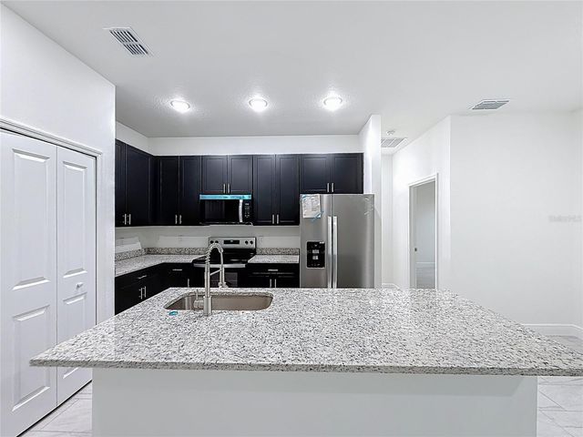 117 MARION OAKS GOLF WAY, Ocala, FL 34473