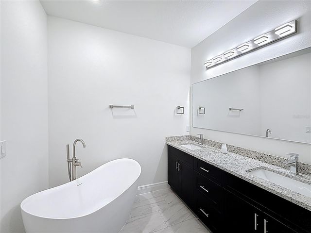 117 MARION OAKS GOLF WAY, Ocala, FL 34473